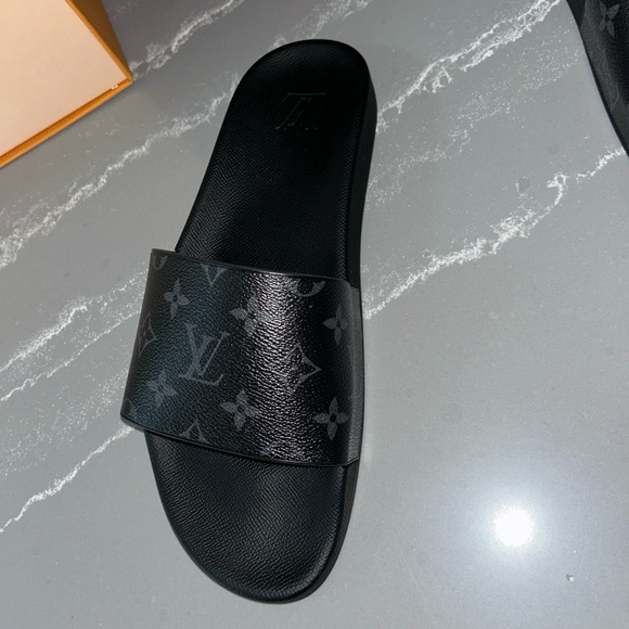 Black Louis Vuitton Waterfront Mule Slides Size 10. No defects. - Picture 6 of 16